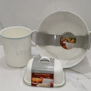 *SOLD* CROFTON Farmouse Kitchen Set - 5 Qt Colander Utensil Holder & Butter Dish
